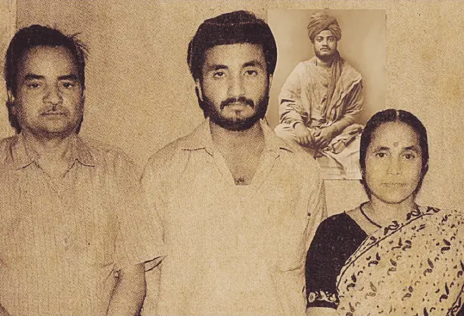 Anand Kumar with His Parents